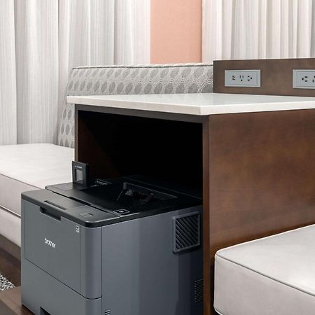 Hampton Inn And Suites Hartford/Farmington Εξωτερικό φωτογραφία