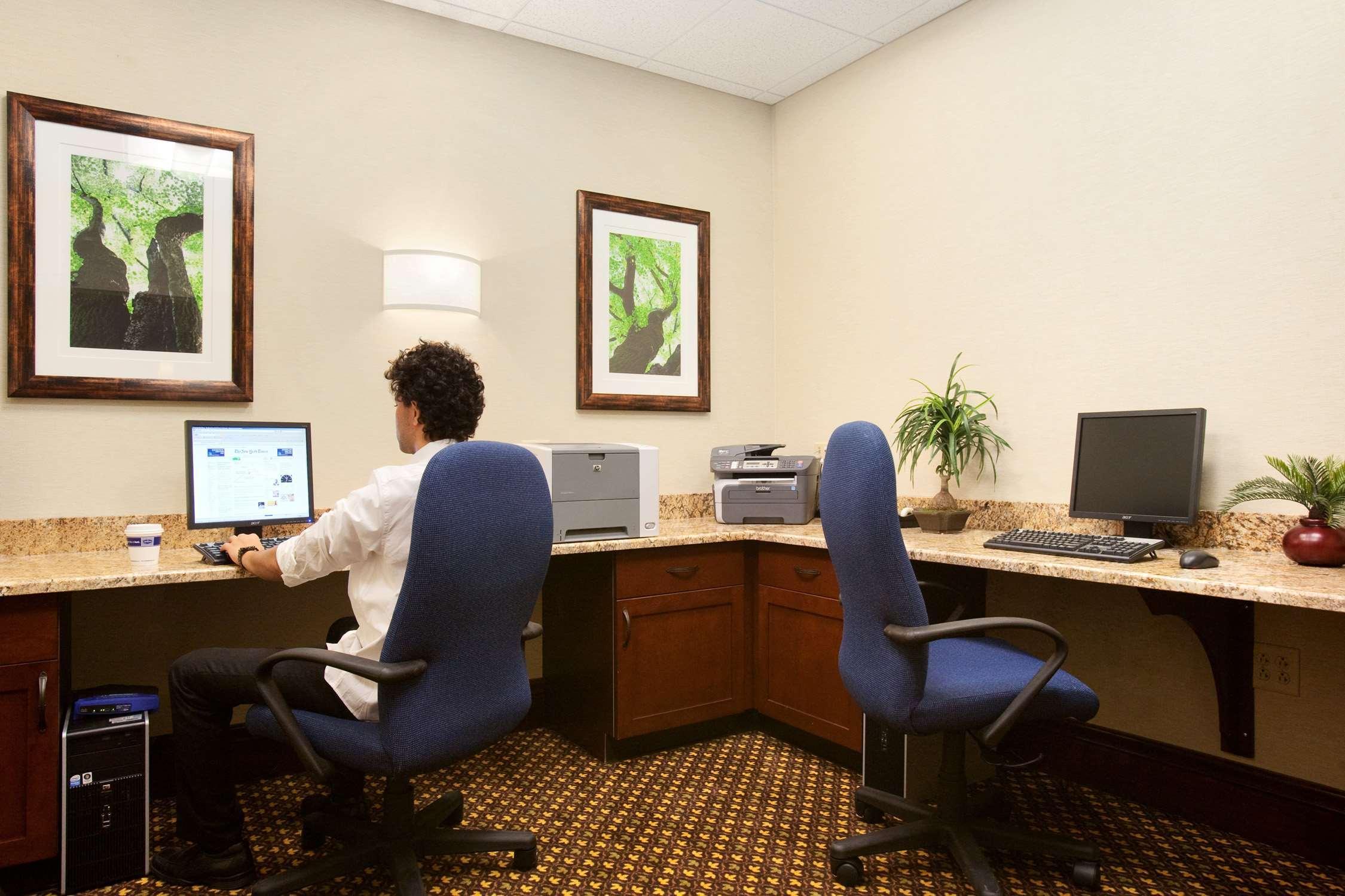 Hampton Inn And Suites Hartford/Farmington Εξωτερικό φωτογραφία