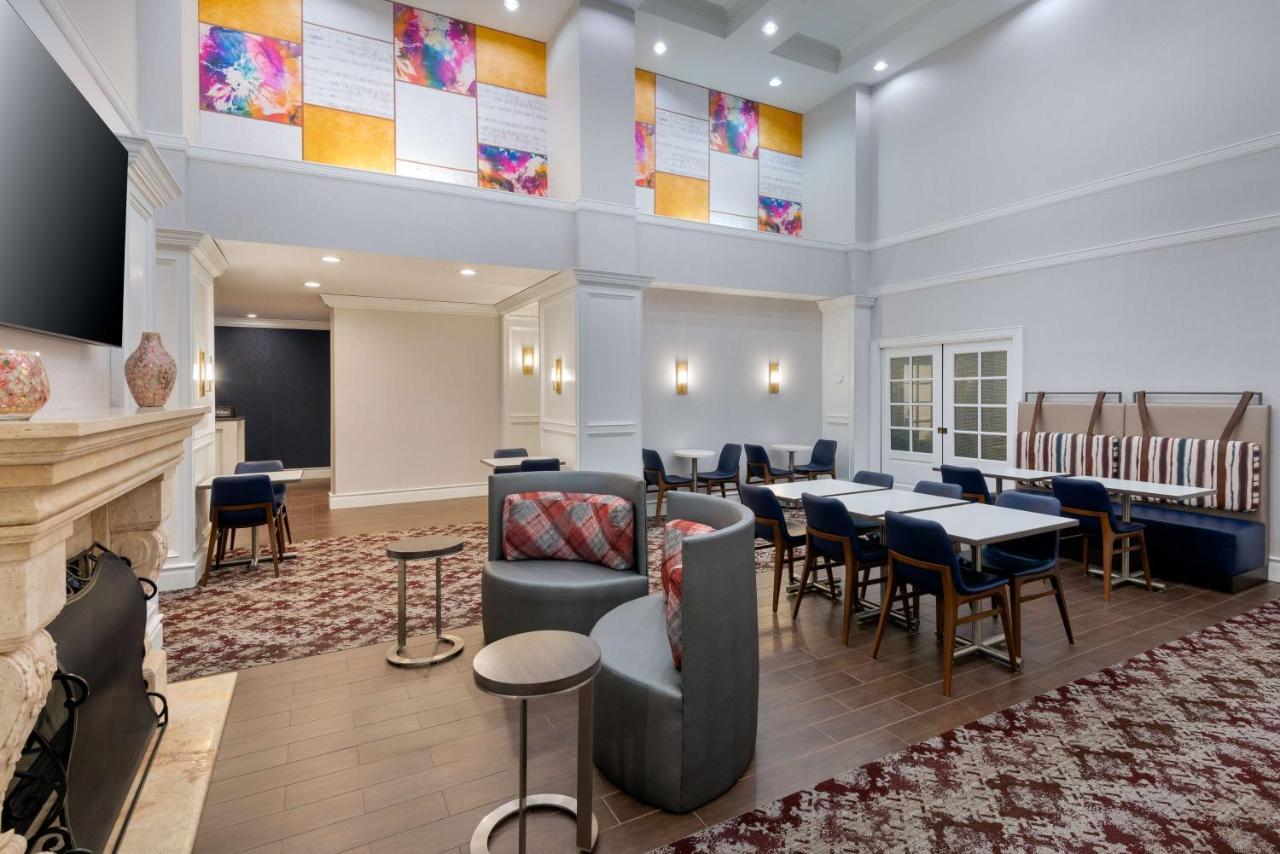 Hampton Inn And Suites Hartford/Farmington Εξωτερικό φωτογραφία