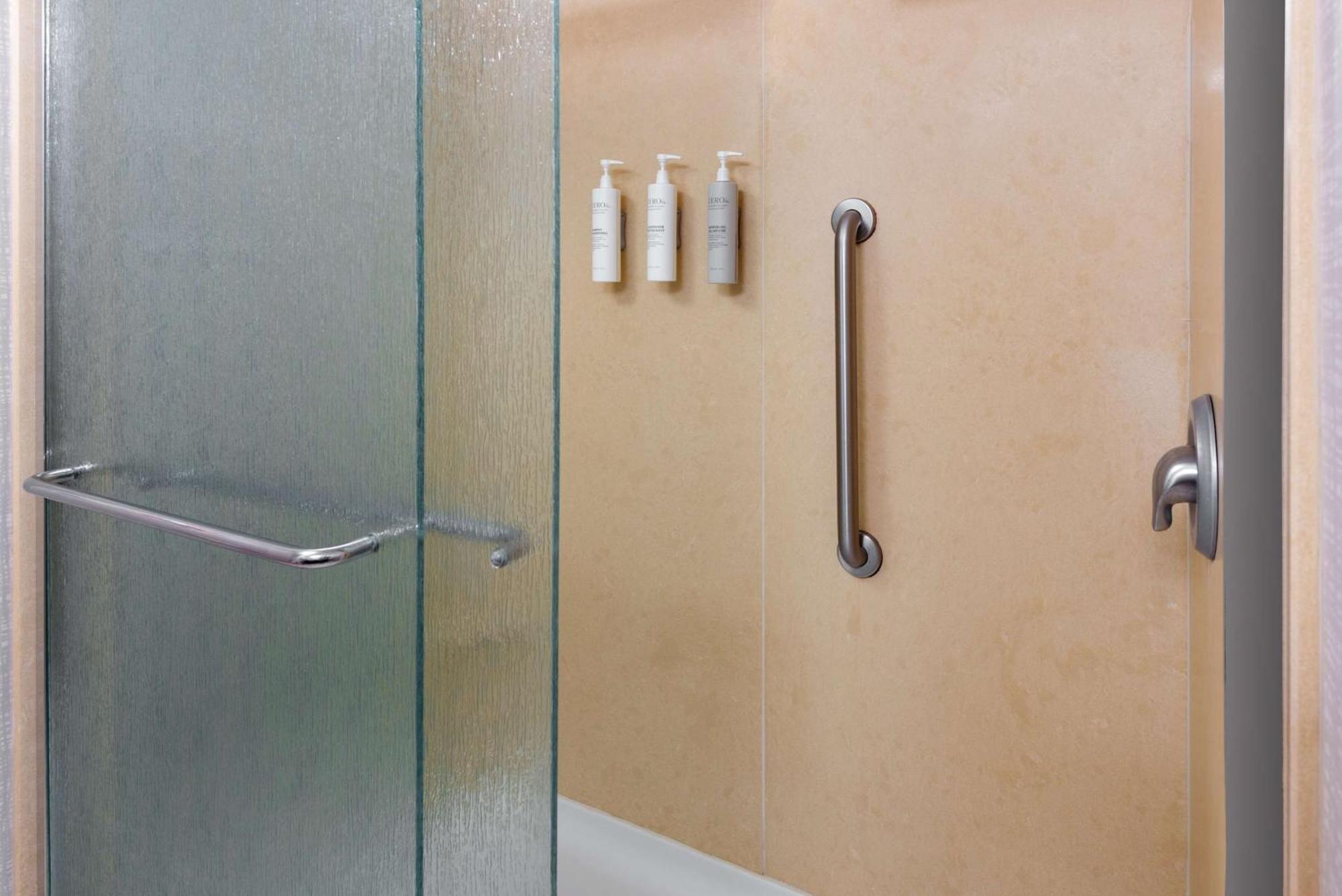 Hampton Inn And Suites Hartford/Farmington Εξωτερικό φωτογραφία