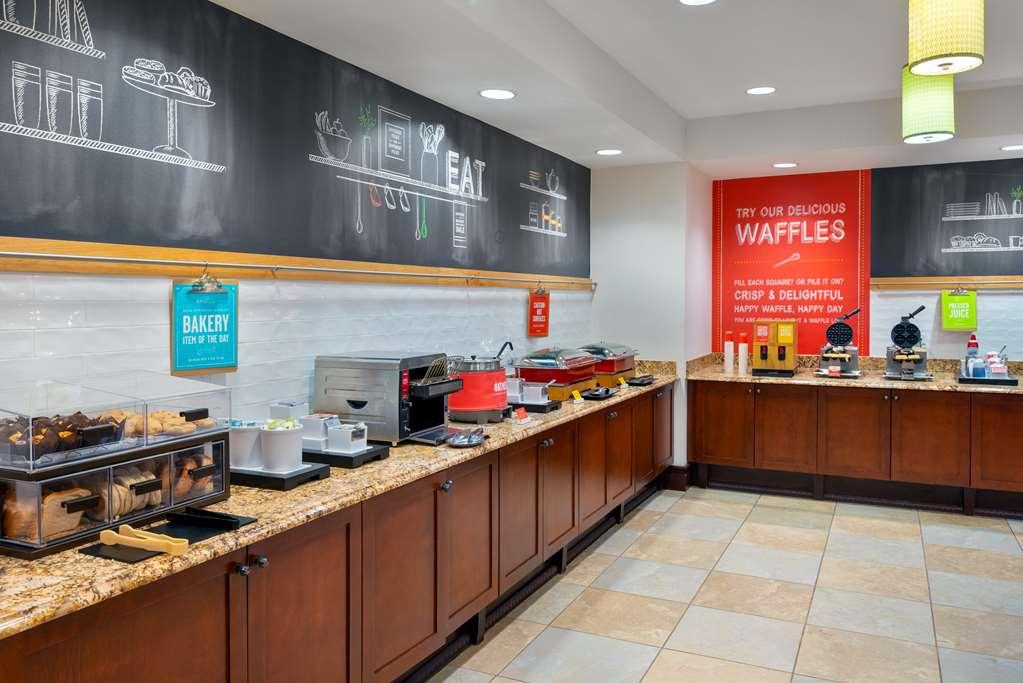 Hampton Inn And Suites Hartford/Farmington Εστιατόριο φωτογραφία